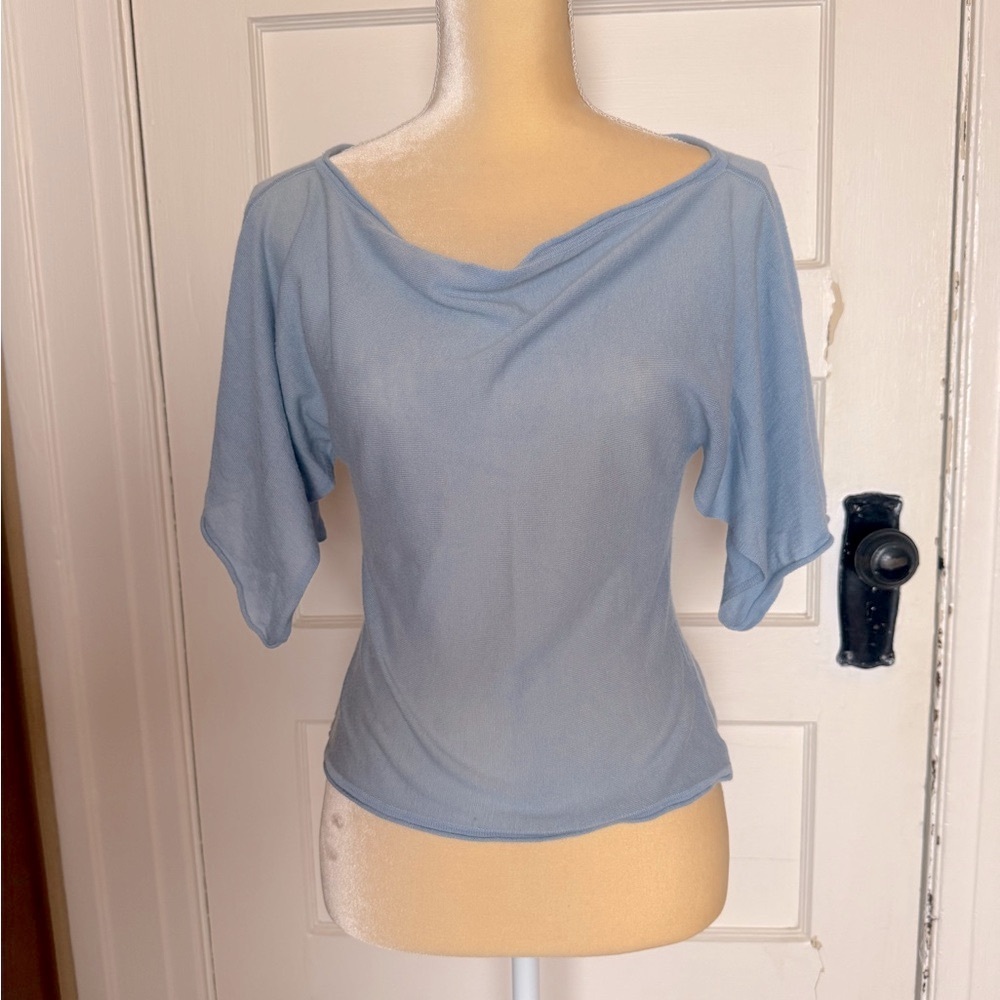 Elegant Light Blue Cashmere fine sweater